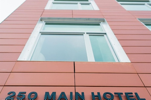 250 Main Hotel image 19